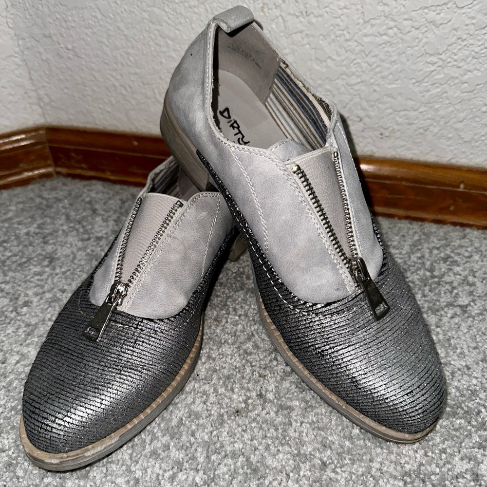 Dirty Laundry Oxfords Grey/Silver Size 7 Women’s shoes